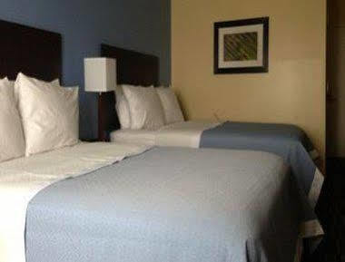 Days Inn & Suites By Wyndham Ozone Park/Jfk Airport 뉴욕 외부 사진